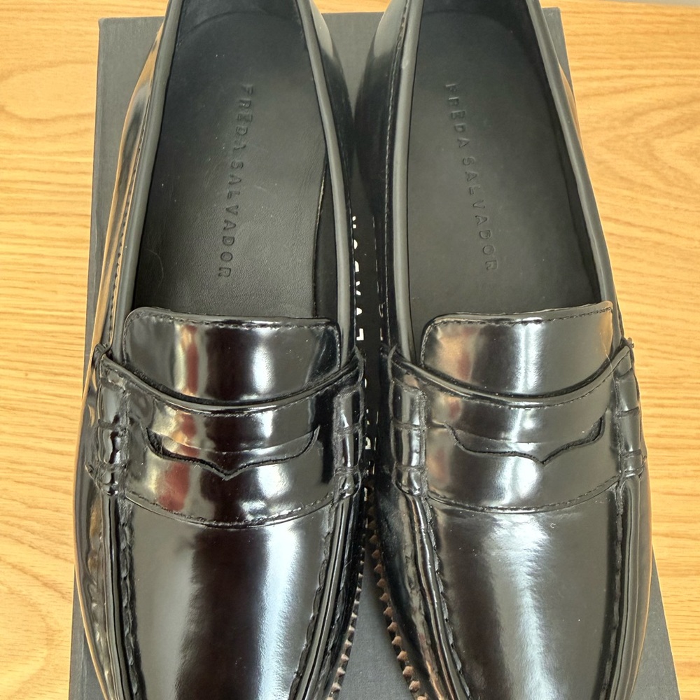 Freda Salvador Black Loafers - Picture 4 of 8